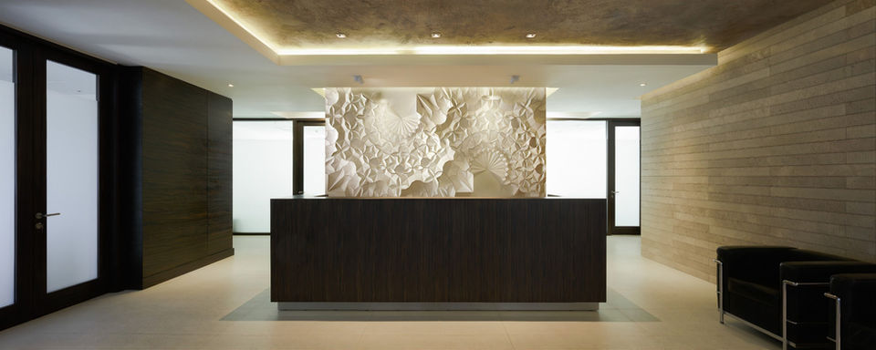 Large feature artist wall commissioned by artelier by the artist matt shlian