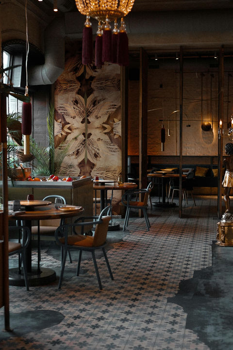 Large feature artist wall commissioned by artelier by the artist farouche paris