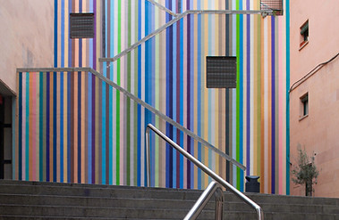 large scale feature wall made by contemporary artist ferran gisbert