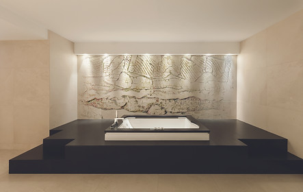 contemporary bathroom feature wall by Peter Hayes made out of ceramic