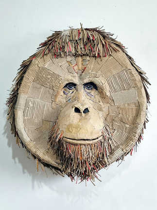 This social-media famous emerging British artist creates life-size cardboard animal sculptures suitable for a corporate art collection to localise art for global brands.