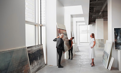 an example ov Project Management by artelier's art advisors as they consult over a large scale canvas piece