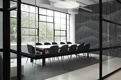 Artelier artwork located in Numis, London in their office